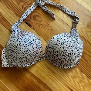 Like New without tags only wore a few hours 36D